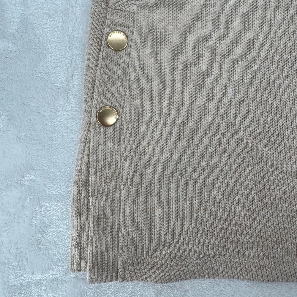 NEW Michael Kors Oatmeal Heather V-Neck Tunic Length Top Womans Plus Size 1X MK - Picture 4 of 6